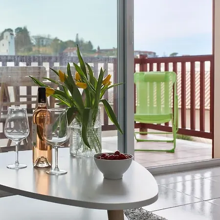 Appartamento Kosyhome Donibane 2 Pieces Terrasse Plage Et Centre A Pied Apercu Mer
